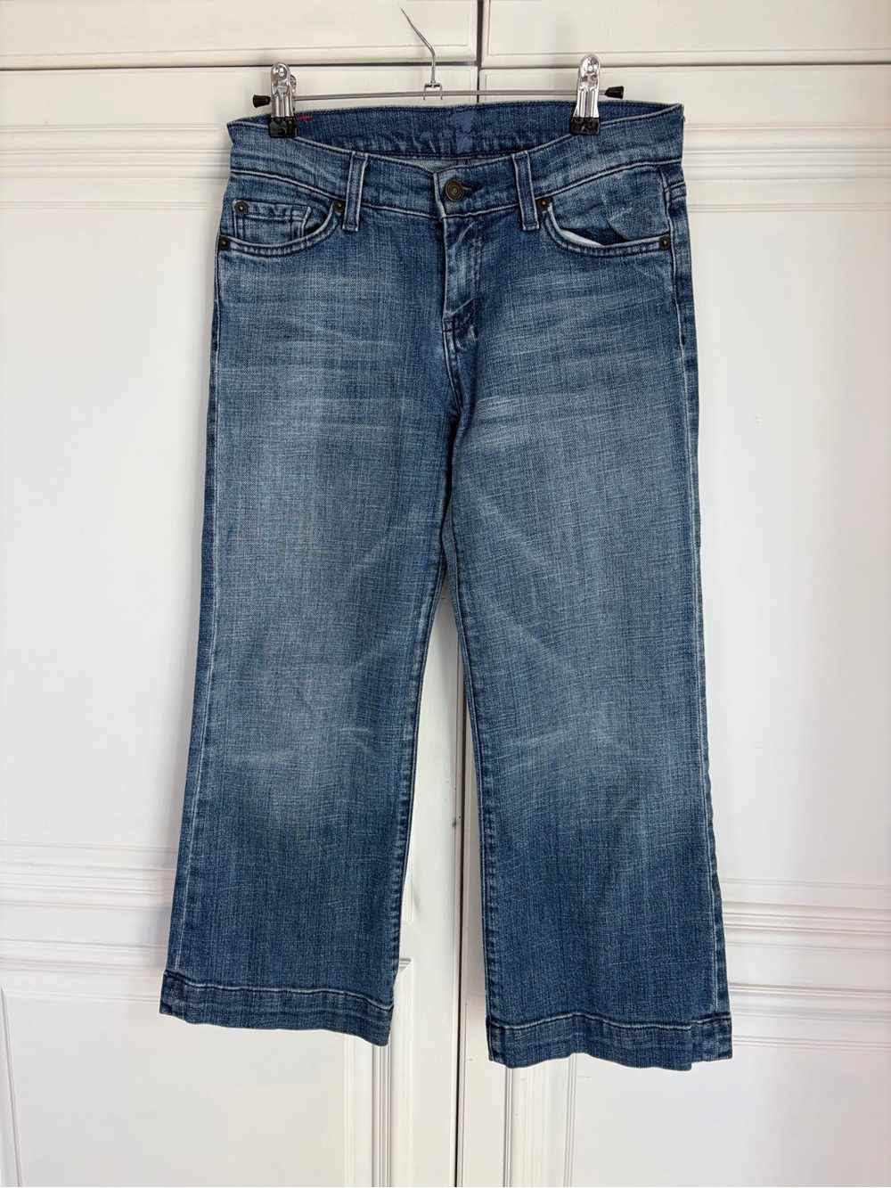7 For All Mankind Women's Light Blue Dojo Wide Crop Jeans Size 26 - Picture 2 of 6